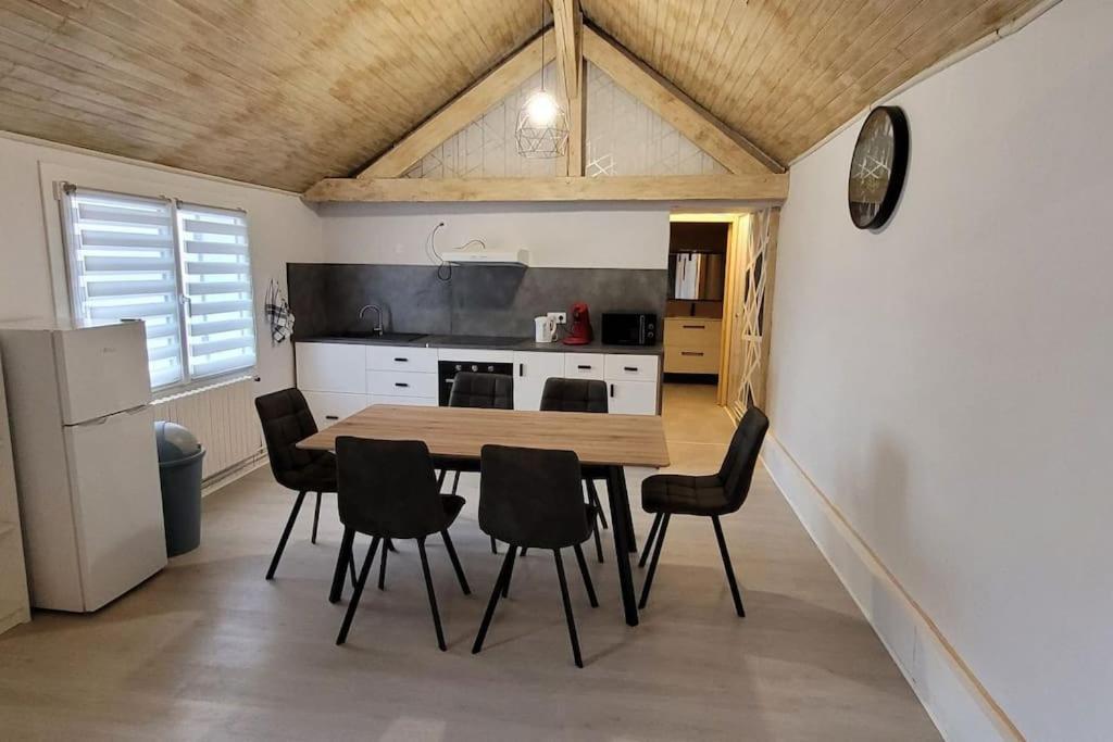 La Maison De L'Abeille De Percey Longeau-Percey ภายนอก รูปภาพ