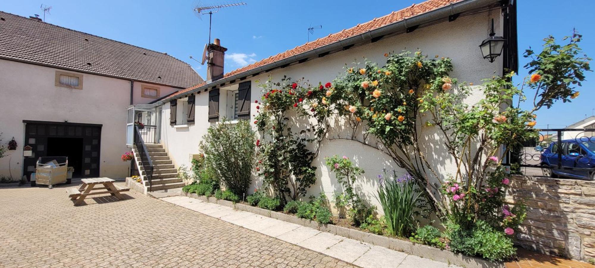 La Maison De L'Abeille De Percey Longeau-Percey ภายนอก รูปภาพ